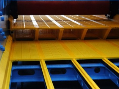 ISEPREN WS 85 - Tandem Deck installation ensures efficient screening.