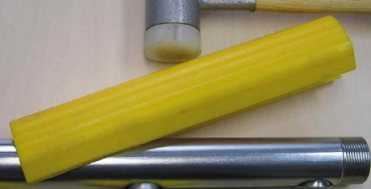Polyurethane protection for spray pipes